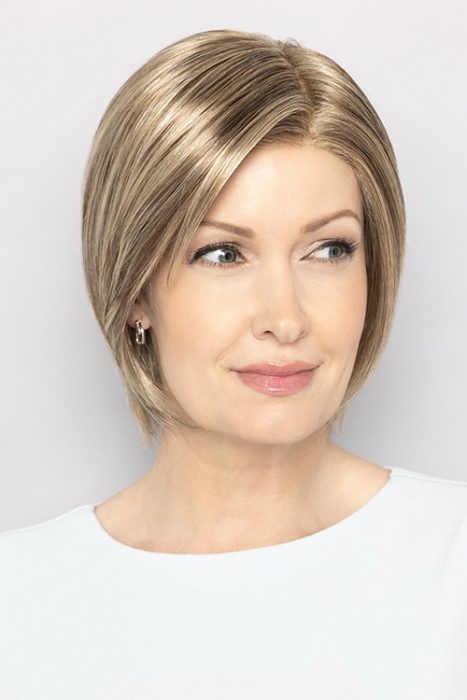 Perma-Rite Lainey parykk med lace front  hånd