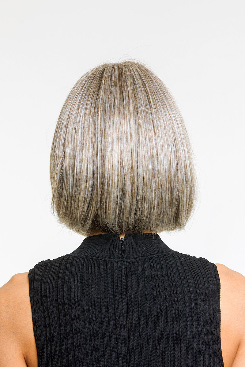 Perma-Rite Lulu CRH parykk hvit lace front varmebestandig
