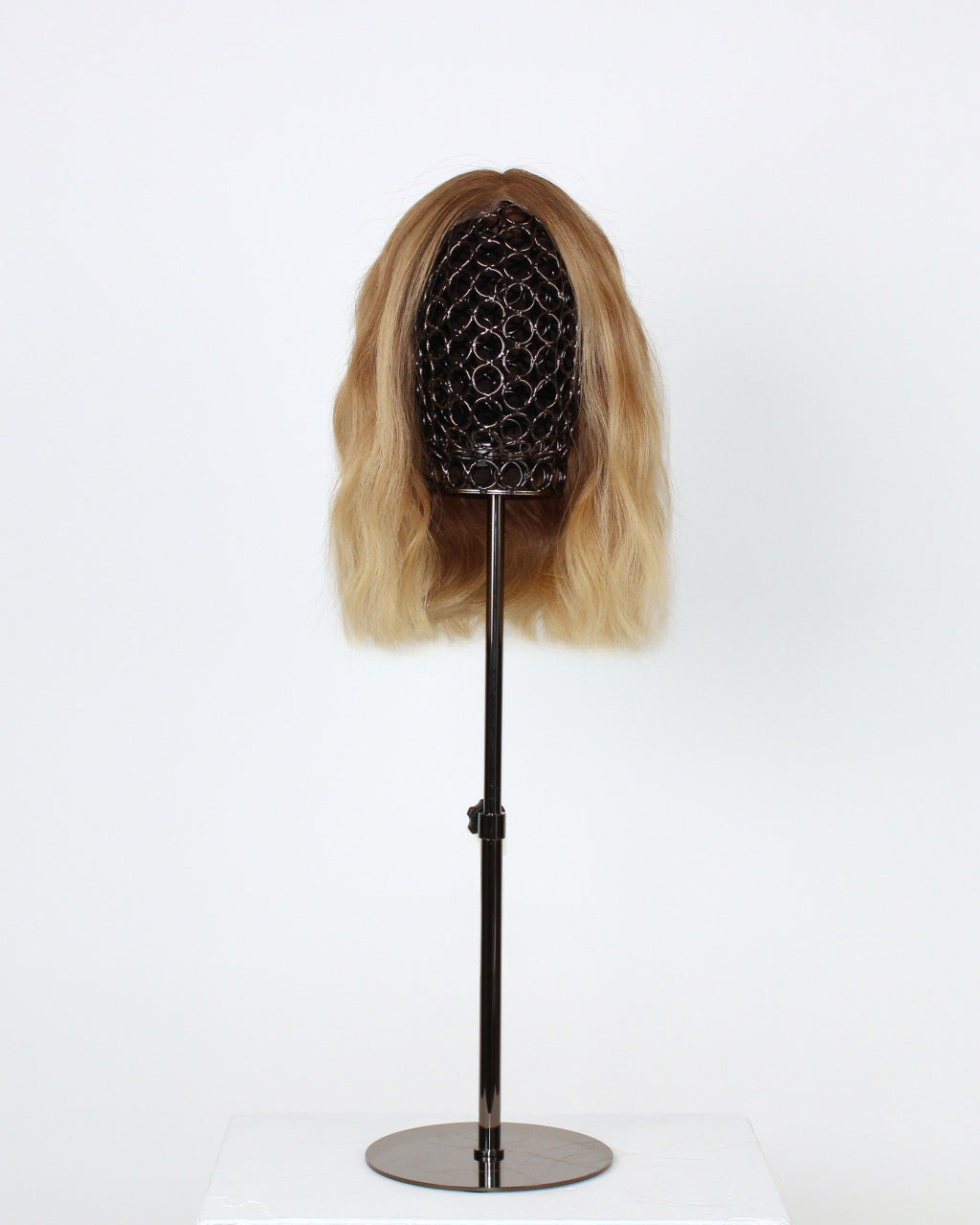 BHBD Statice parykk 30 cm mellomblond ekte hår