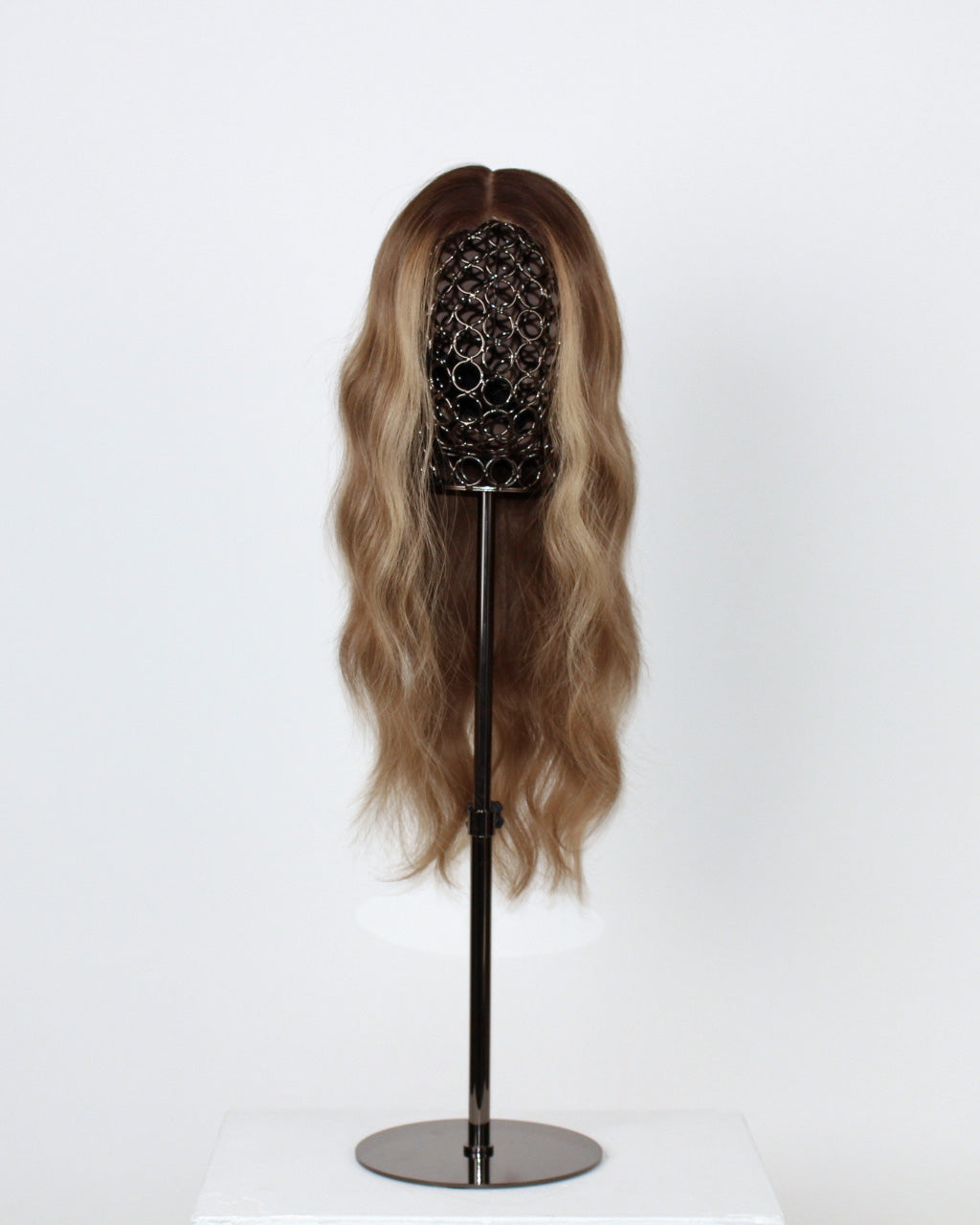 BHBD Noble Nightshade parykk 35 cm blond